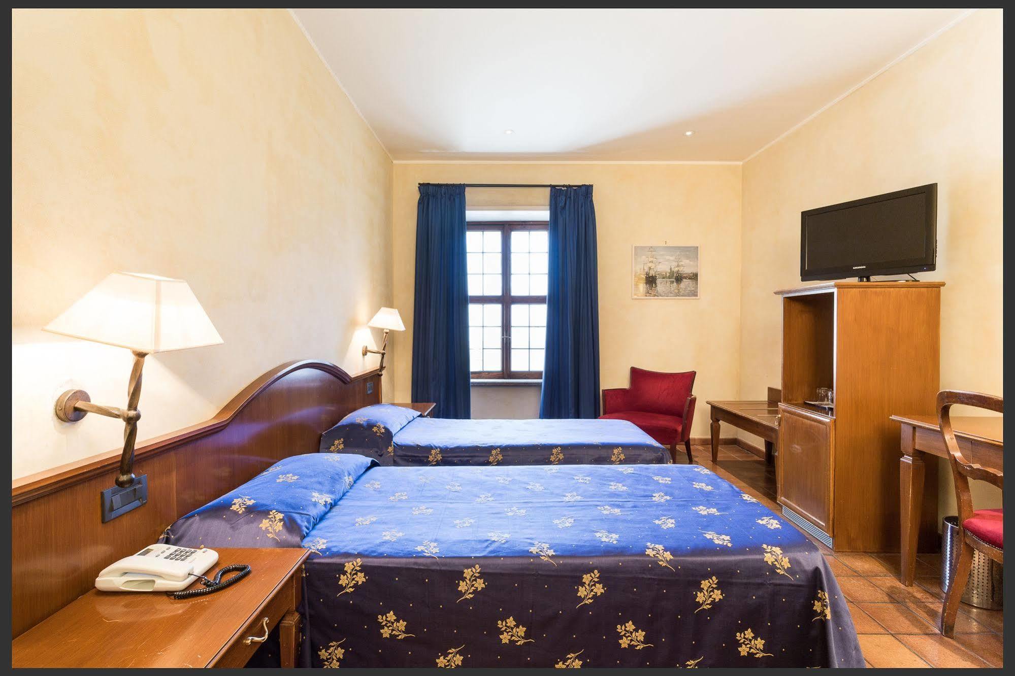 Hotel Columbus Rom Eksteriør billede